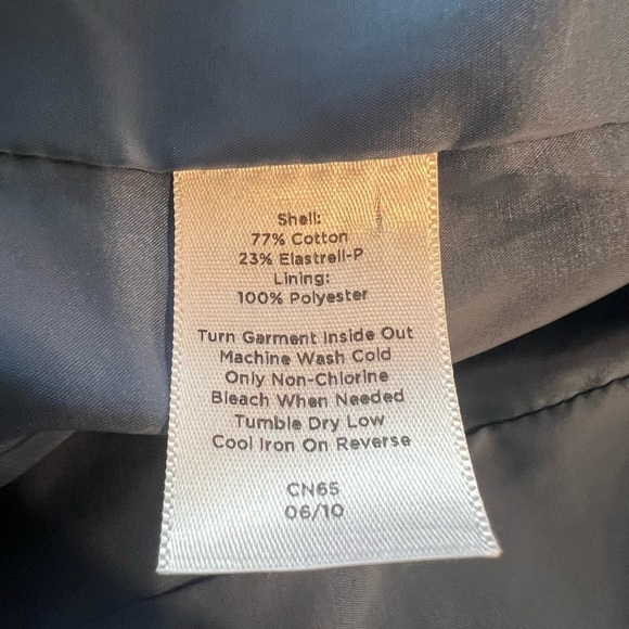 Talbot’s Blue Velvet Military Style Jacket with Structured Fit - Size 8 - Picture 12 of 12